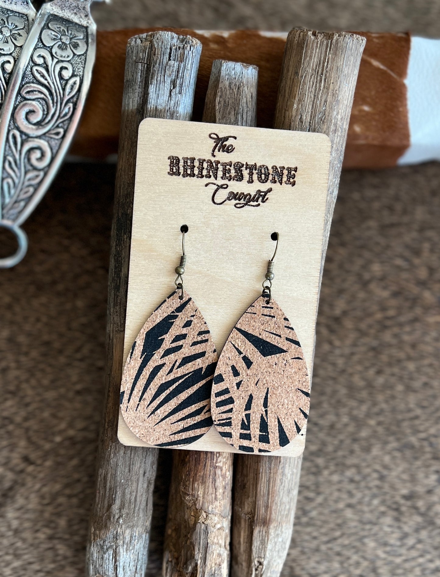 Neutral Cork Palm Collection