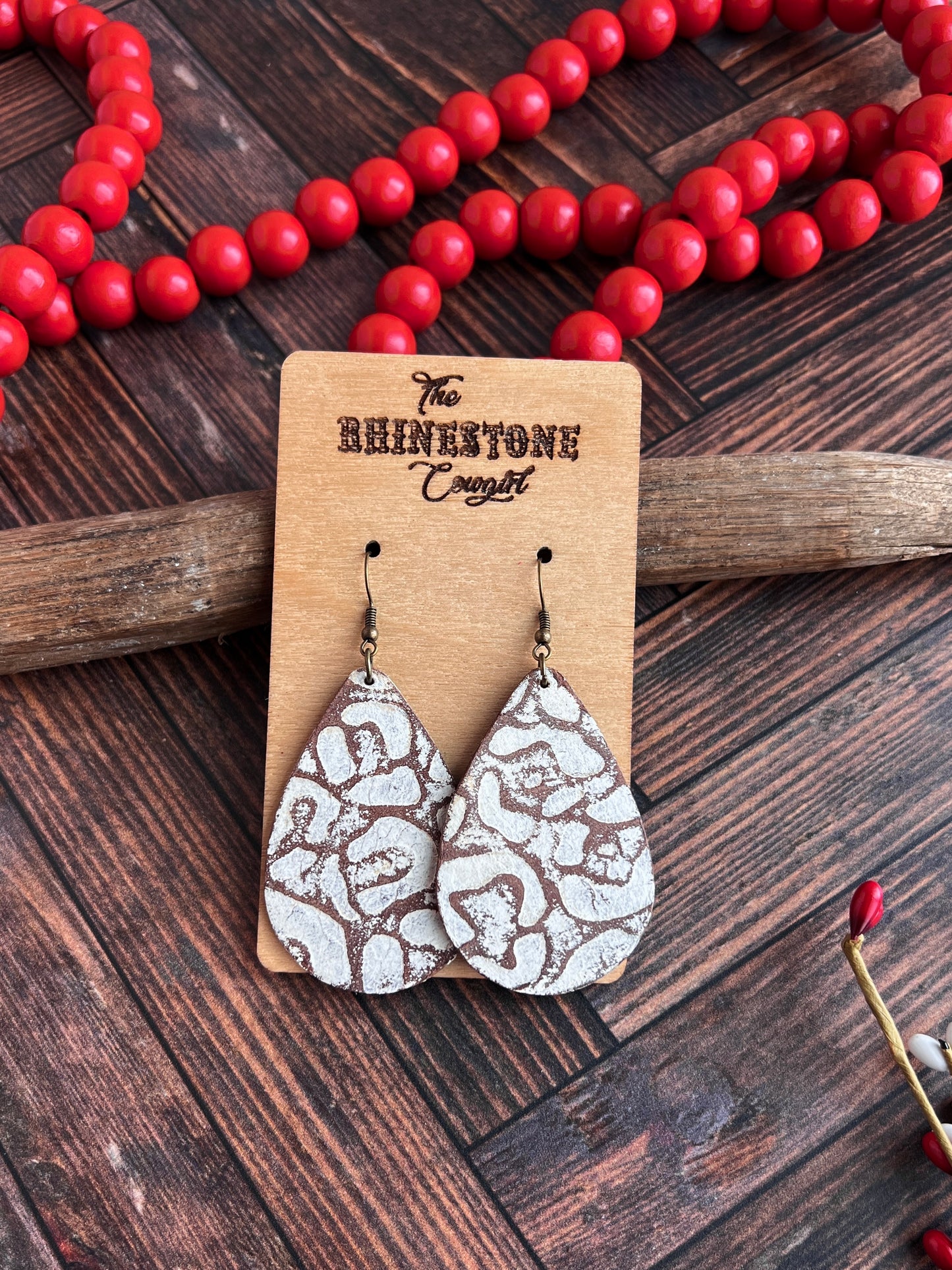 Ivory Washed Leopard Teardrops