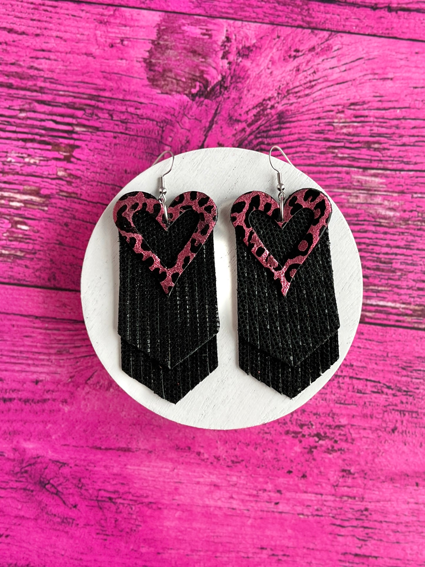 Outline Metallic Pink and Black Heart Fringe