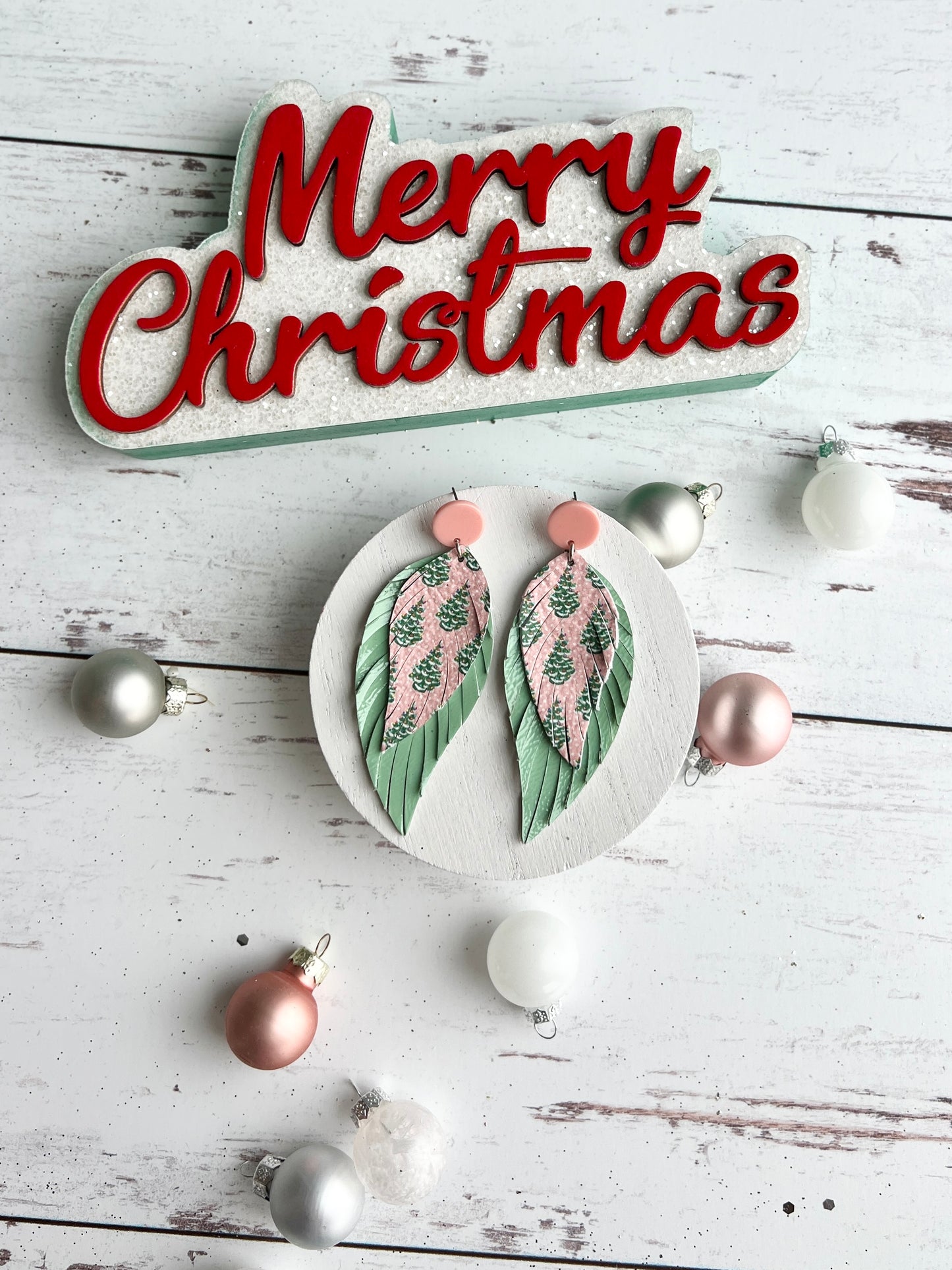 Vintage Ceramic Tree Blush/Mint Lady May Feathers