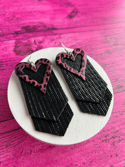 Outline Metallic Pink and Black Heart Fringe