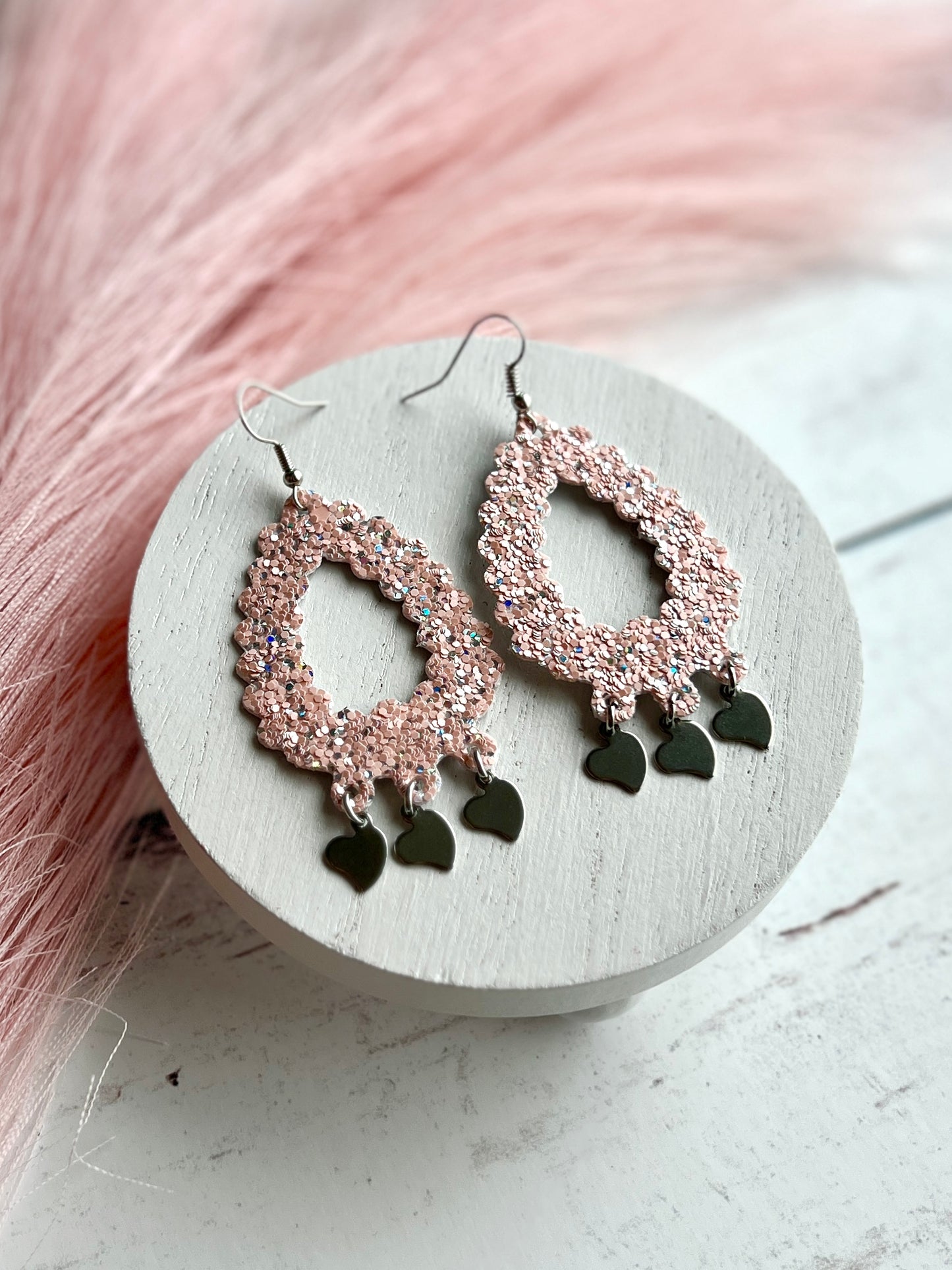 Ballet Pink Glitter Missy Kitty Teardrops