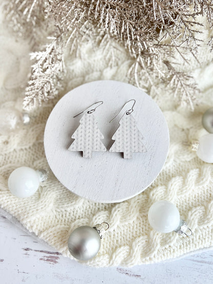 Knit Printed Wood Christmas Tree