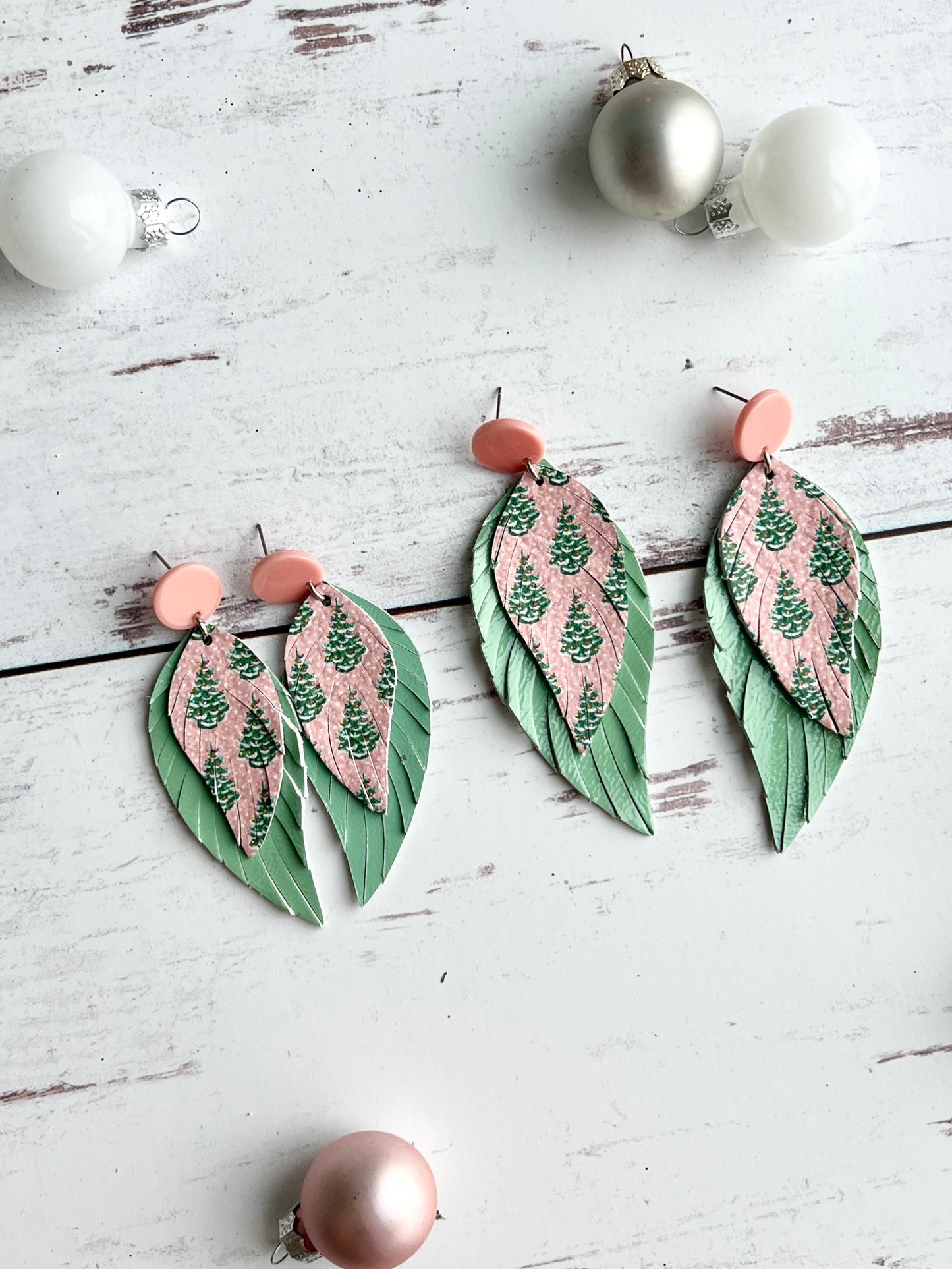 Vintage Ceramic Tree Blush/Mint Lady May Feathers