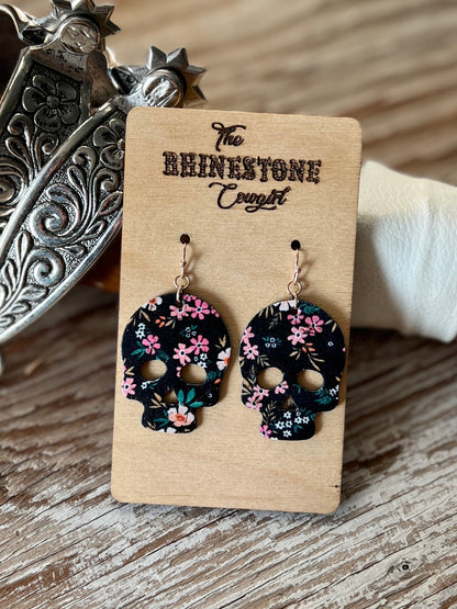 Reversible Black Floral Cork/Black Leather Skulls