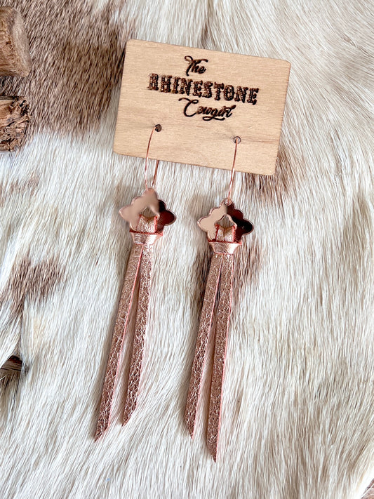 Rose Gold Mirror Quatrefoil Fringe Hoops