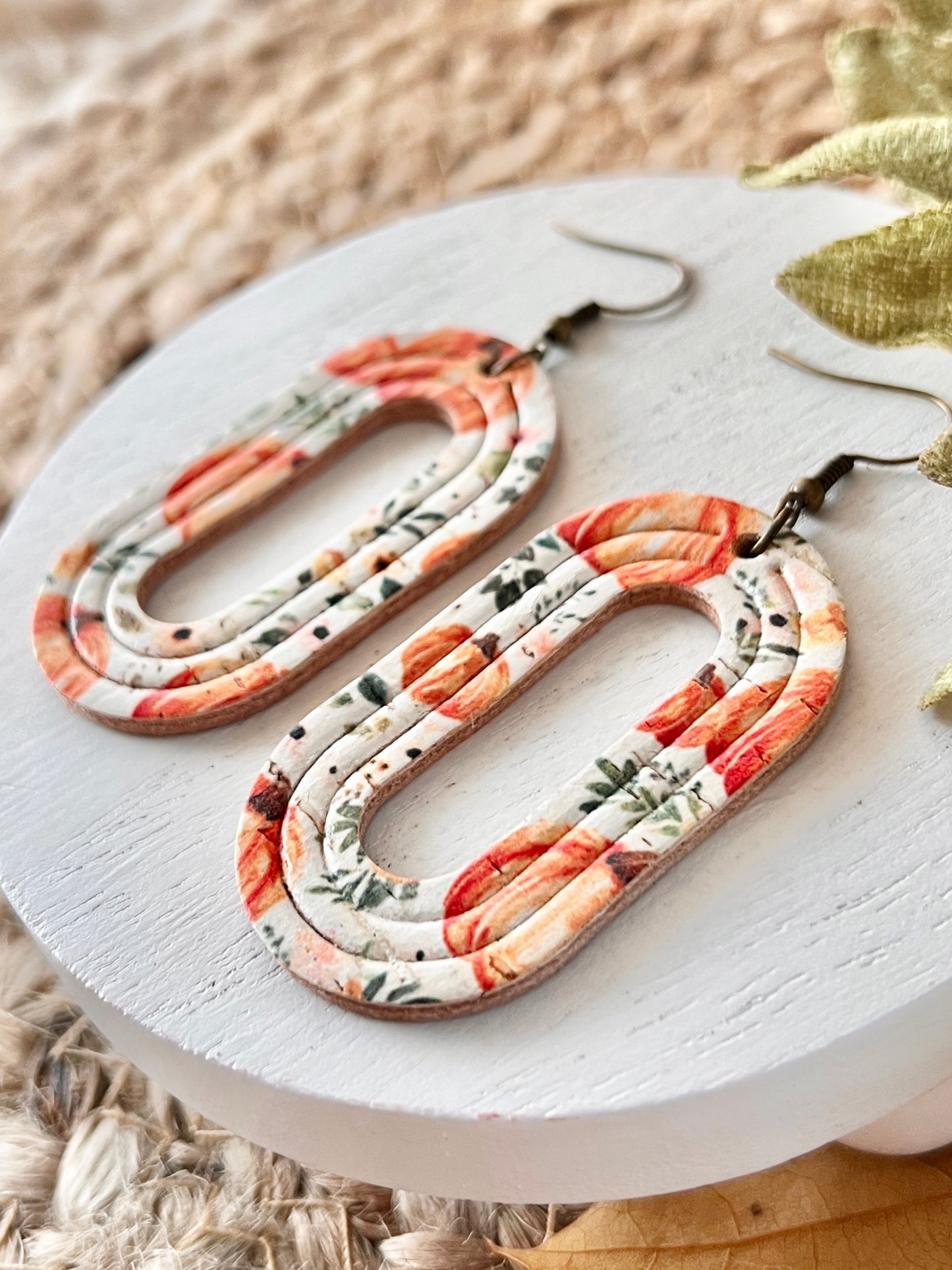 Country Floral Pumpkin Embossed Ovals