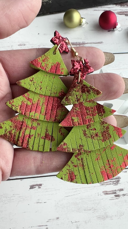 Green with Metallic Red Fringy Trees